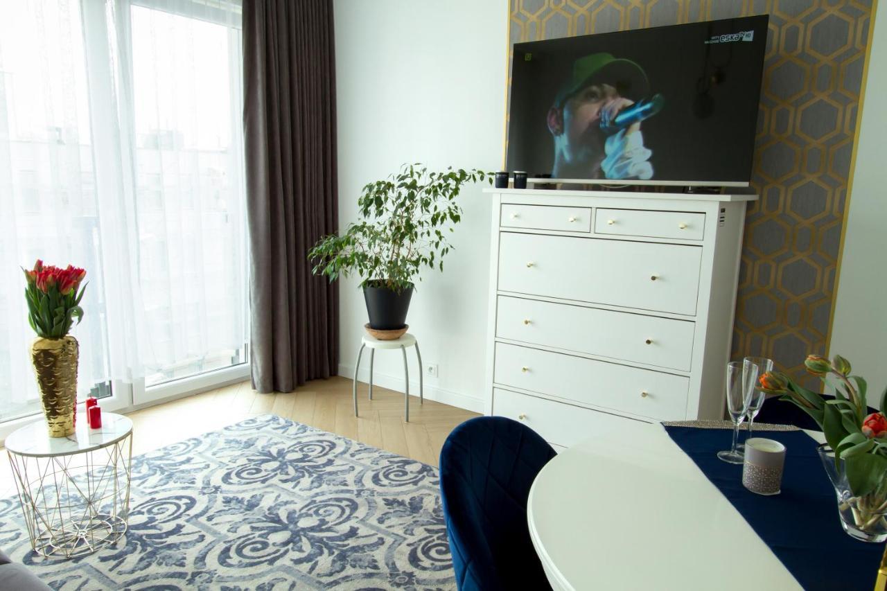 Nowy Apartment Przy Placu Szembeka Варшава Екстер'єр фото