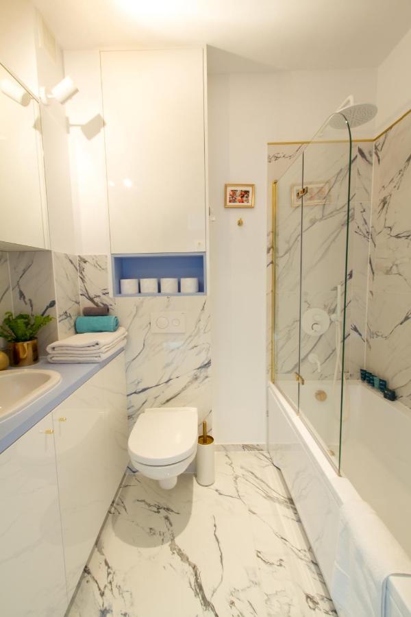 Nowy Apartment Przy Placu Szembeka Варшава Екстер'єр фото